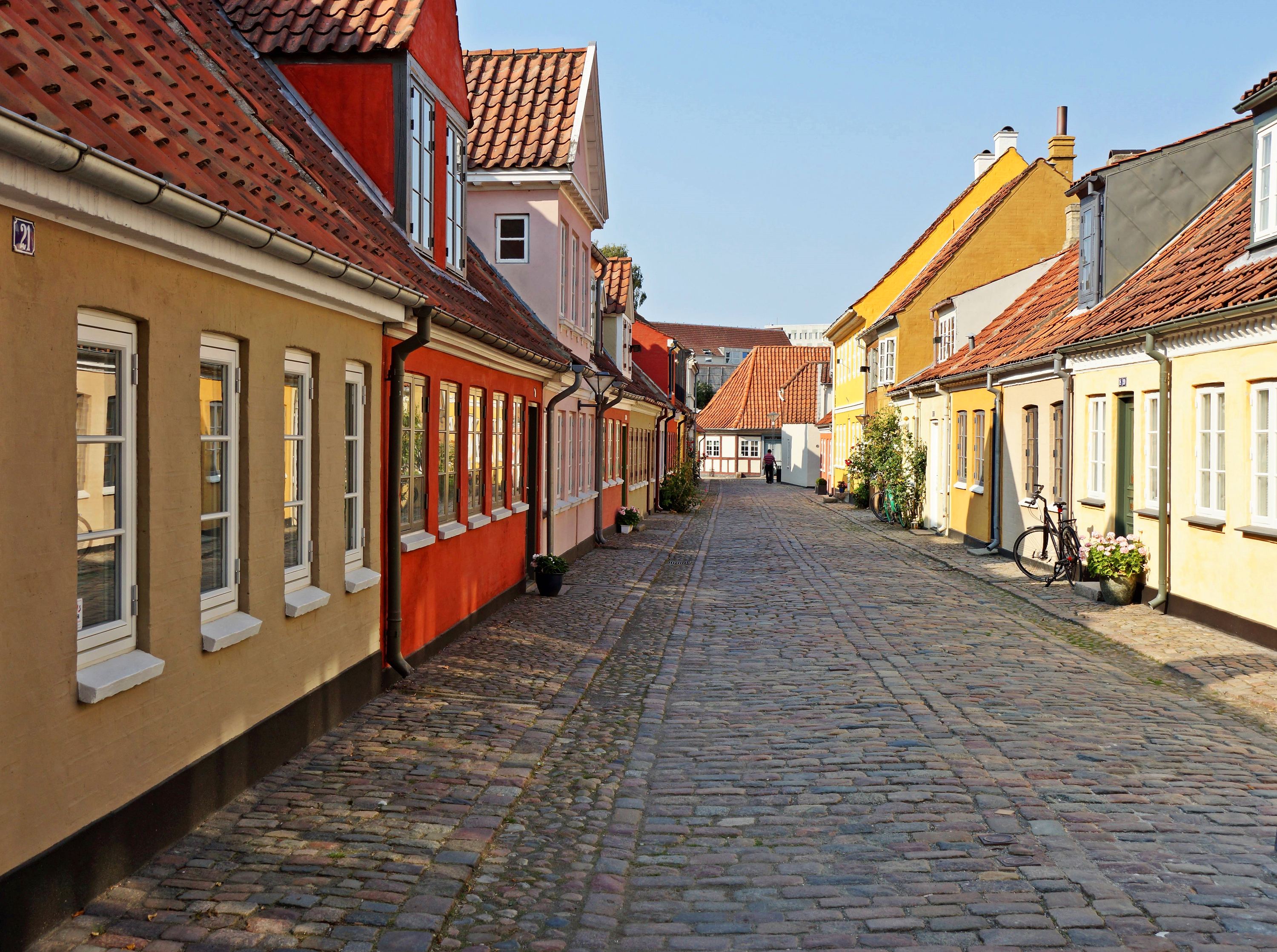 Odense mit seinen bunten Häuschen ist auch heute noch ein märchenhafter Ort. - Foto: © Heike Pfennig