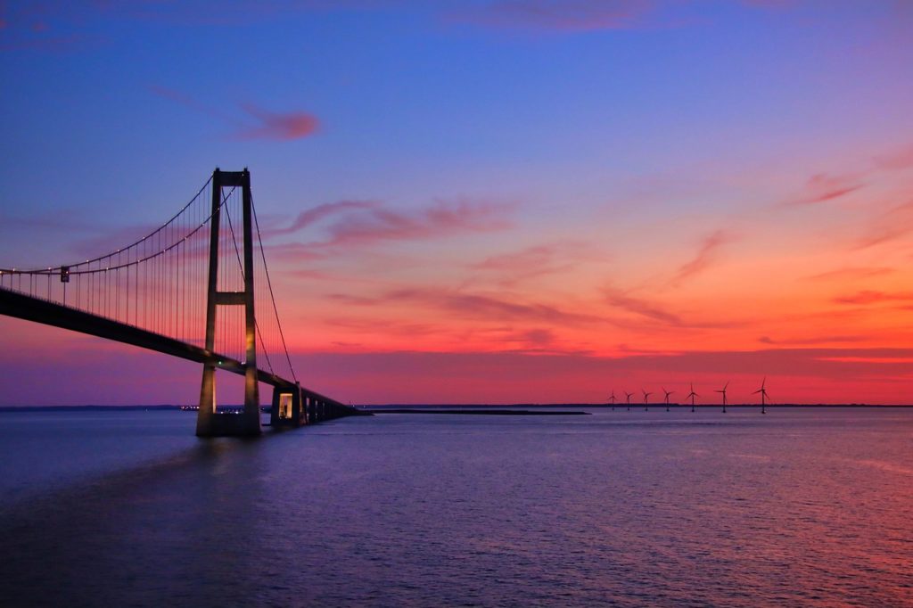Die Storebæltbrücke von Seeland nach Fünen – Foto: BazzaBoy / Pixabay 