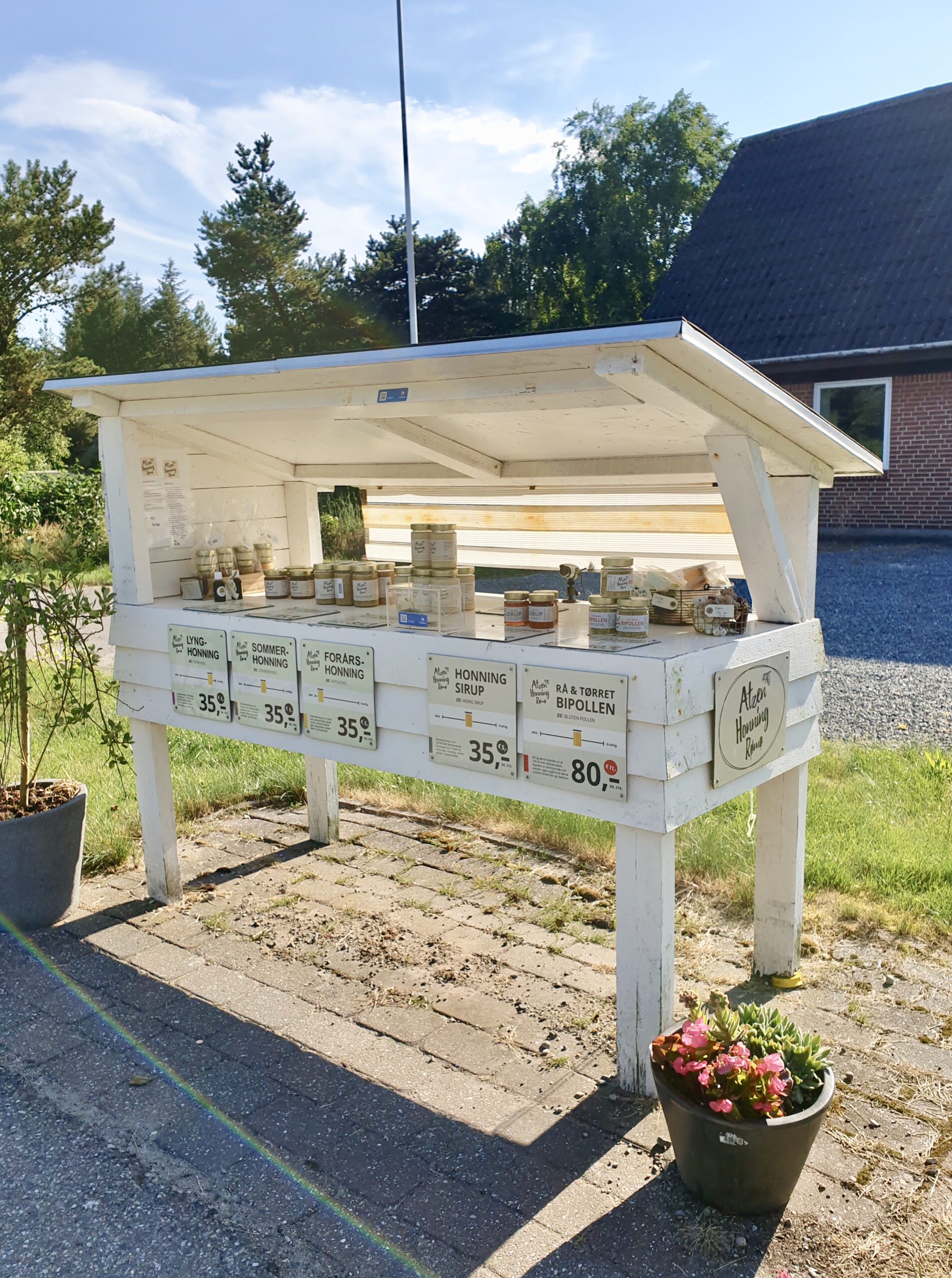 Honig am Straßenrand – Verkaufsstand in Dänemark – Foto: Nicole Schmidt