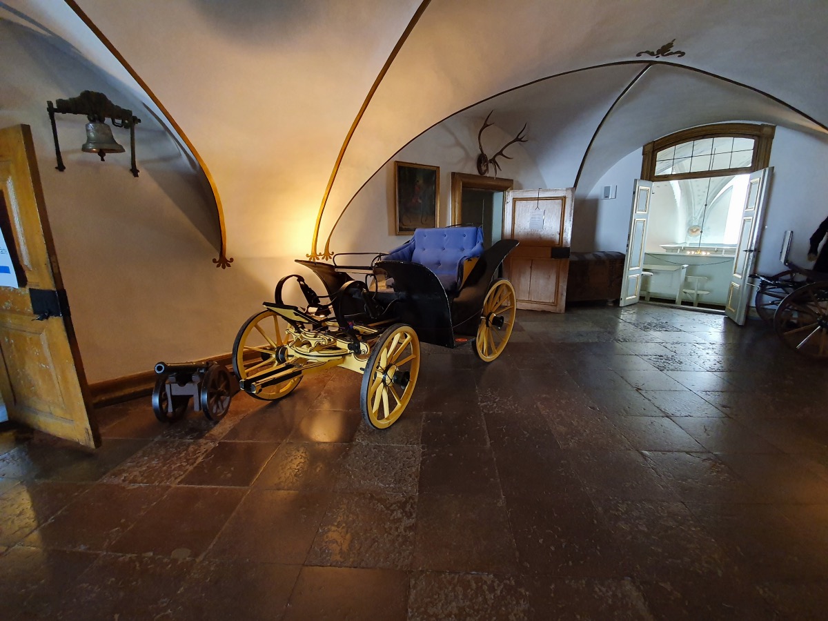 Alte Kutsche auf Schloss Glücksburg – Foto: Birgit Hoffmann